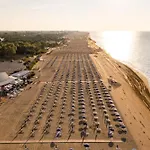 Apartamento Coastal Seaside Calm With Balcony Bibione